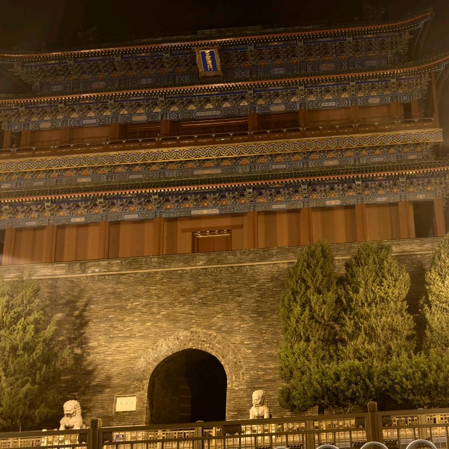 歌剧院幸福的灯笼鱼