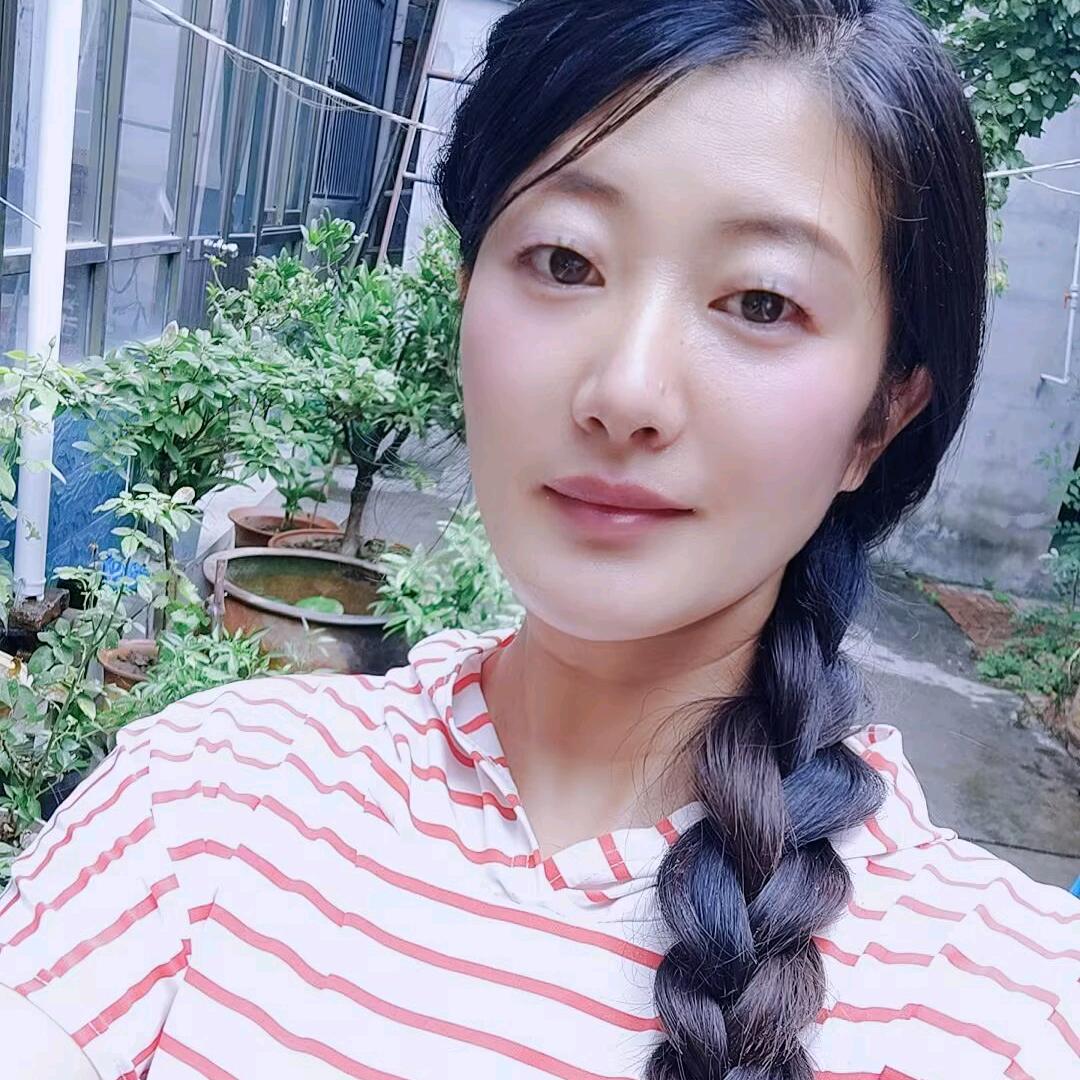 阿凤（首播晚21:30）