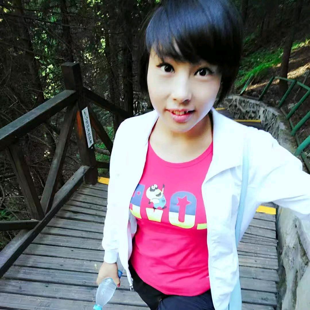 小崔有点忙～～～