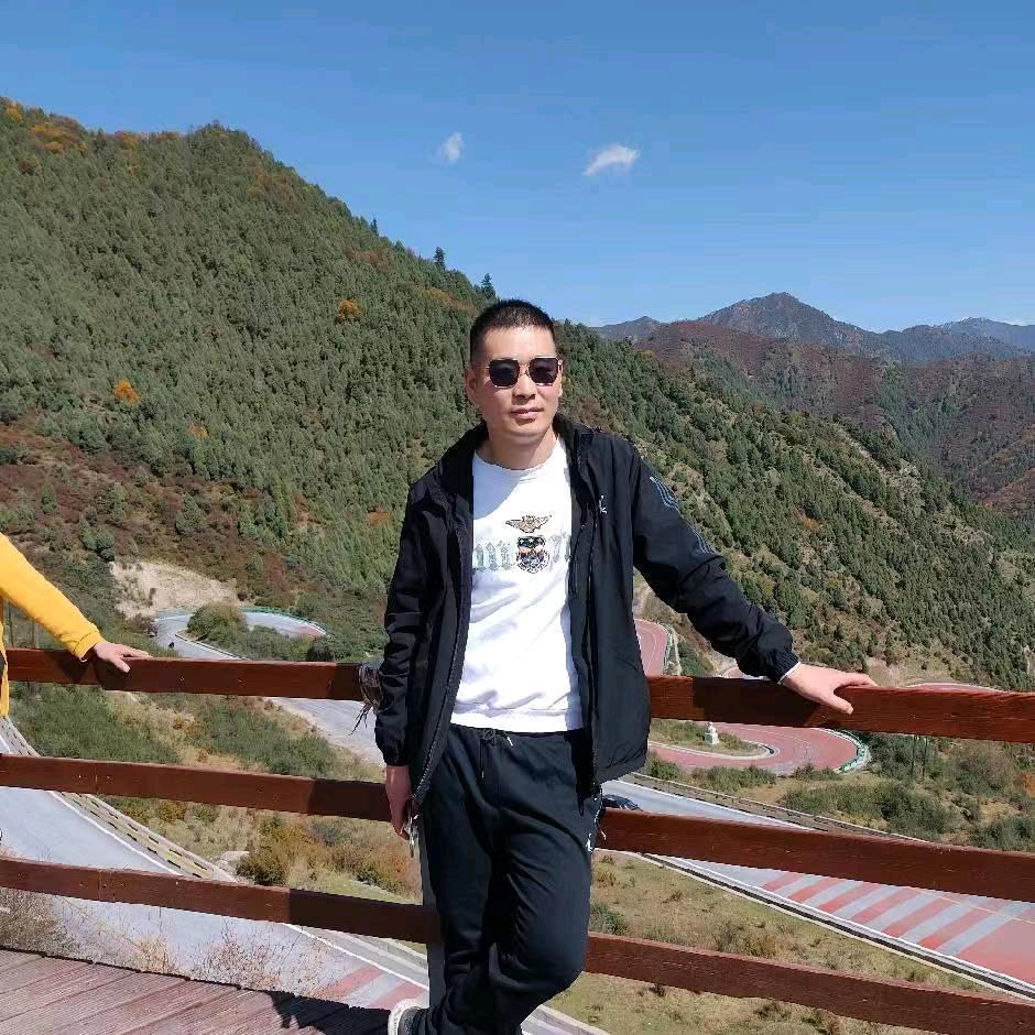 关注张老板买酒买烟不踩坑。
