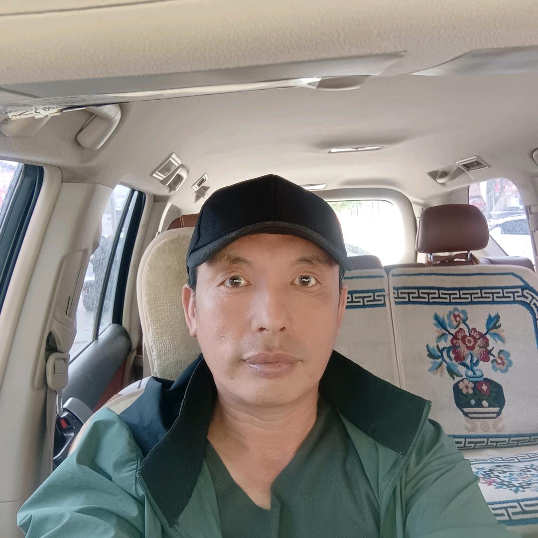 额尔登巴雅尔.