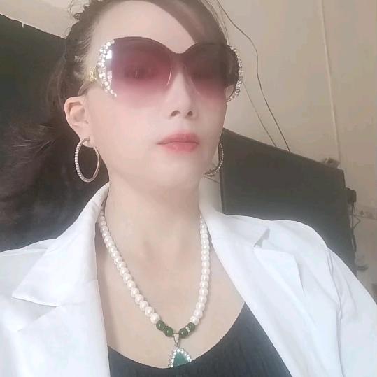 两个儿子的单亲妈妈，