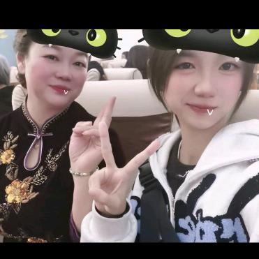 刘根呈