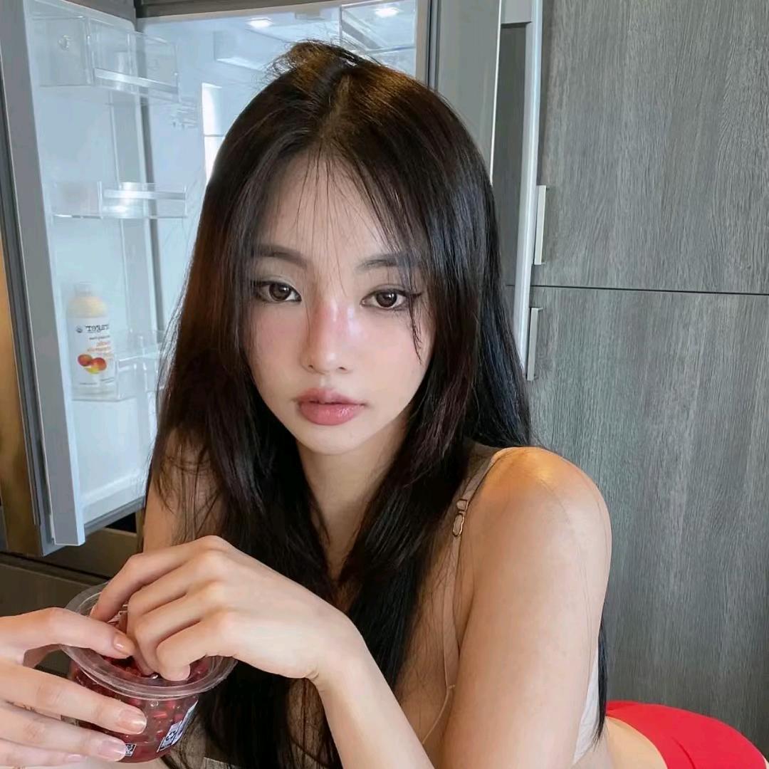 洲祺（要吃香菜）