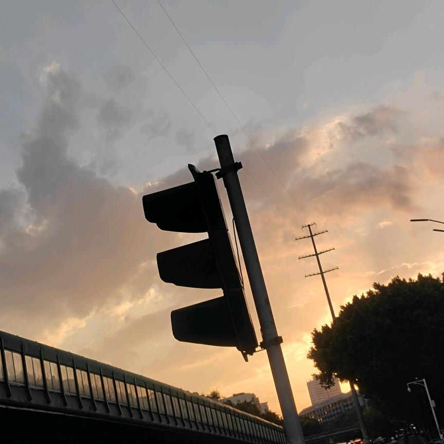 奈何没有闪