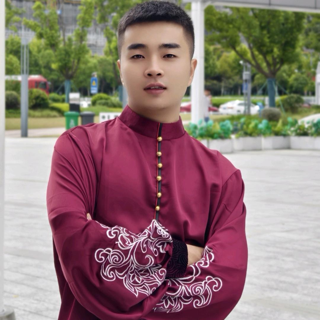 佳辉