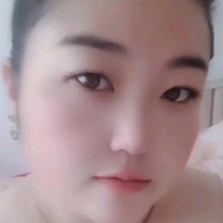 汶君