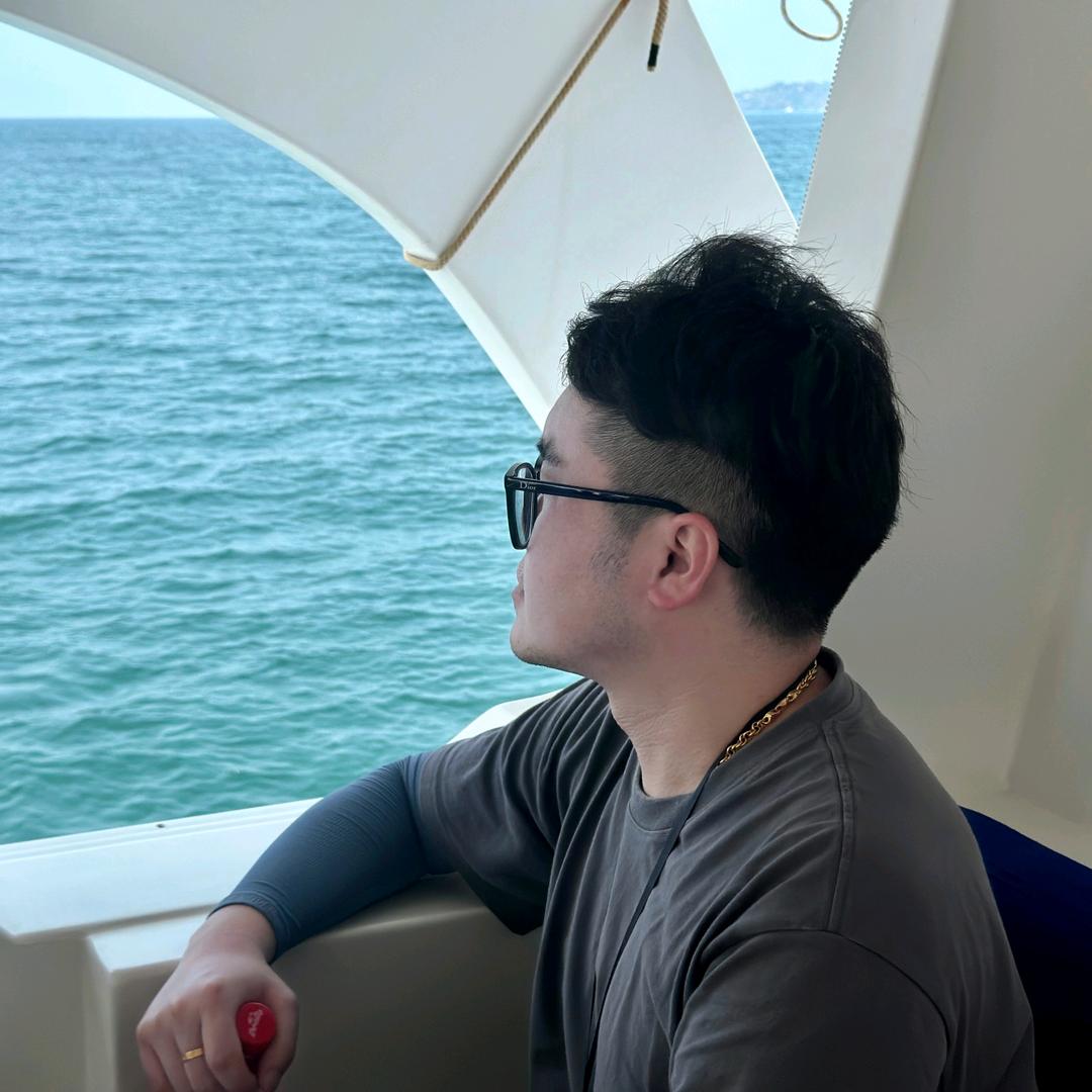 𝑳𝑰 𝑪𝒉𝒂𝒏