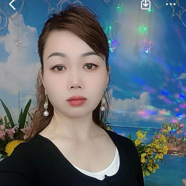 👉云云18：30 娱乐主播