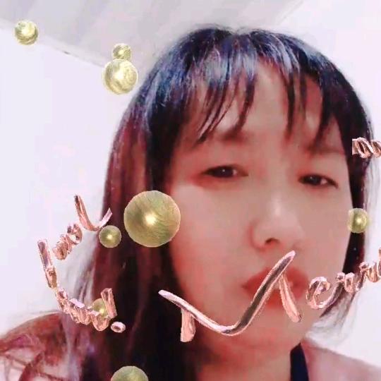 一程山水映彩霞