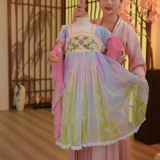 汉吾卿童装汉服