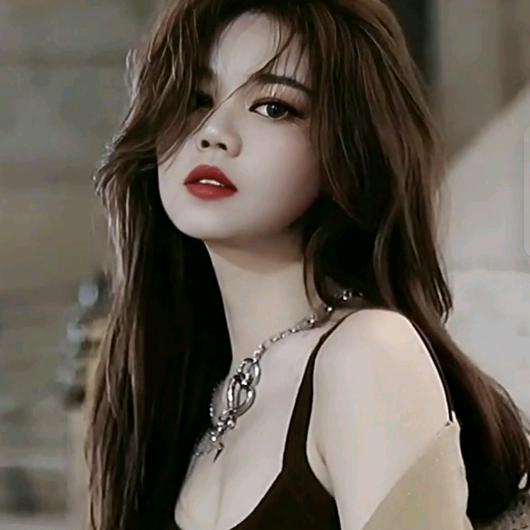 ℳ̶̶♡̶҉女人🍒为谁ღ᭄妆