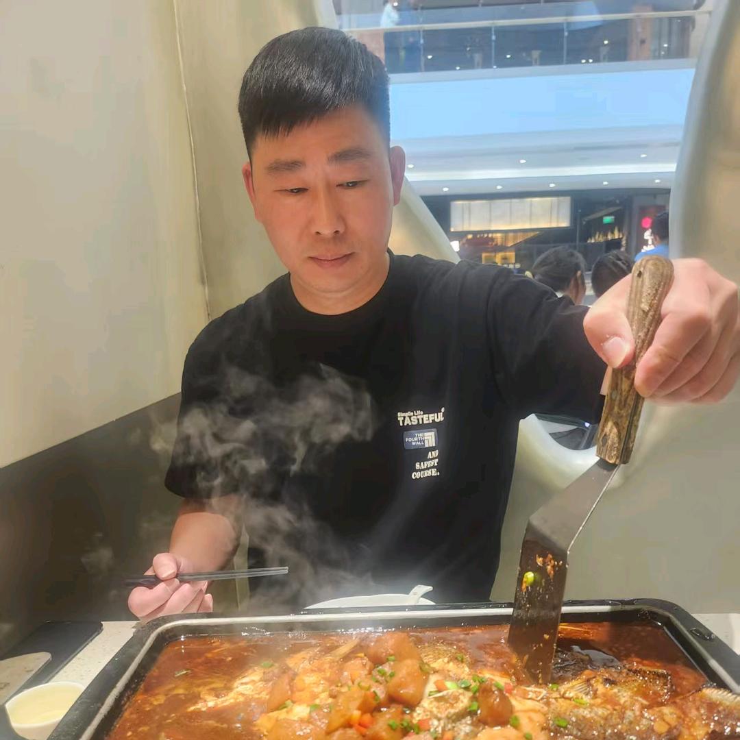 伍老板