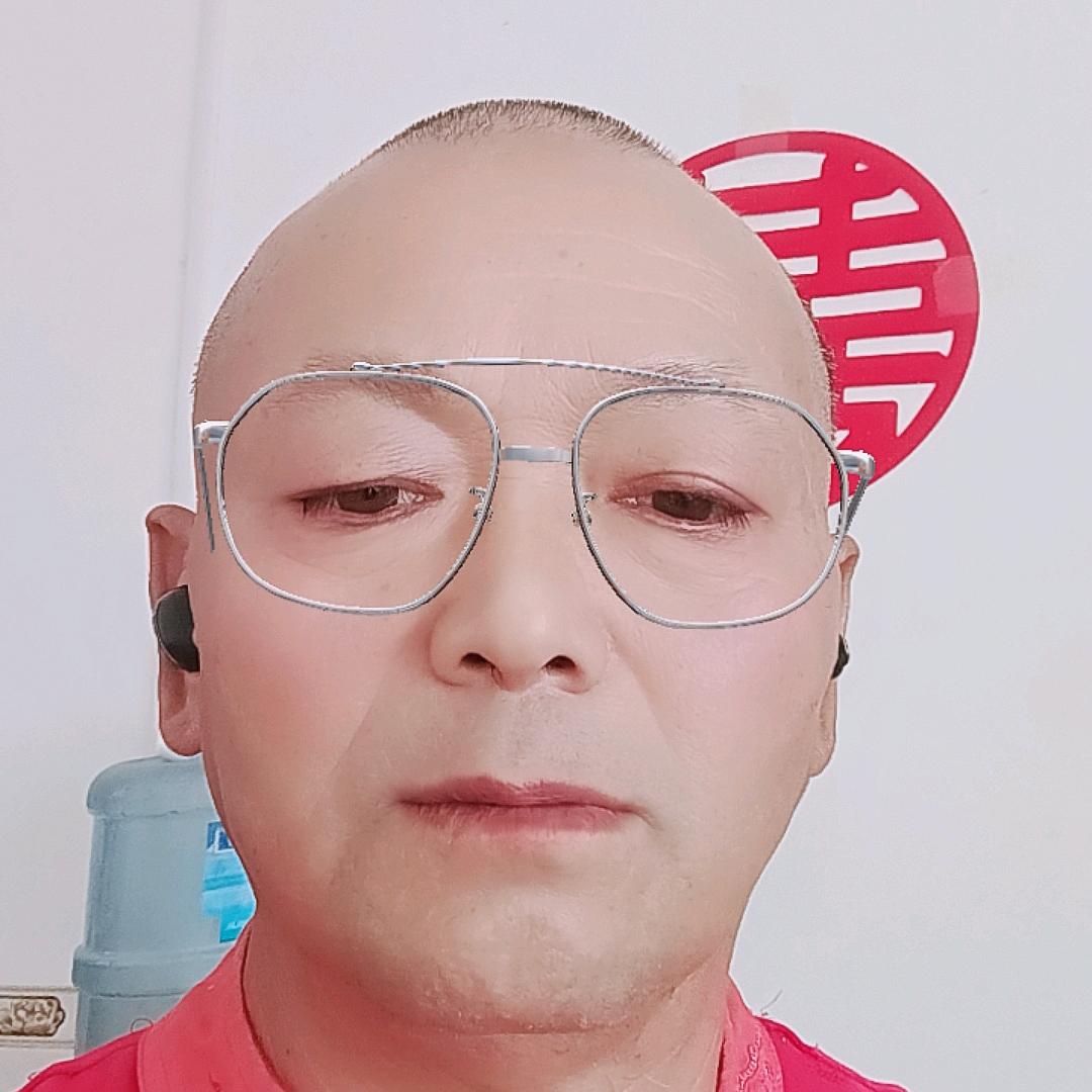 《四知堂》，杨