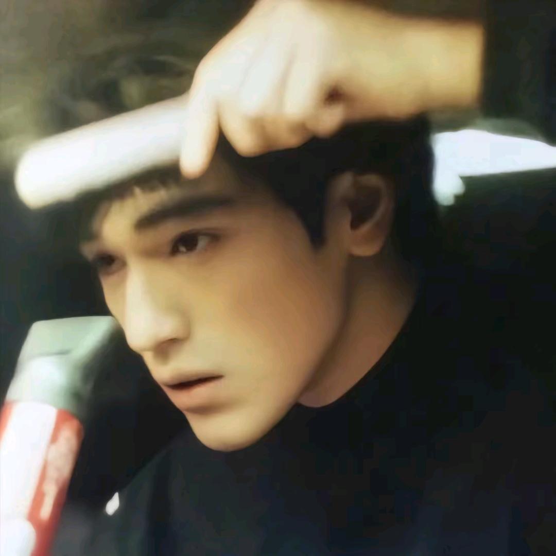 🇨🅗🅔🇳🏀🏊🏻🚴🏻