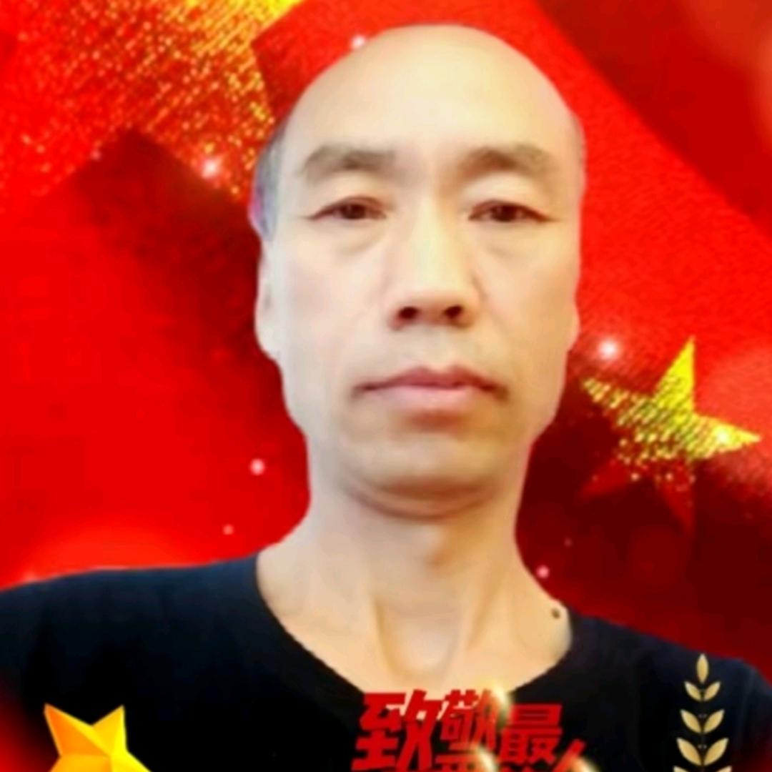 神龙出海。