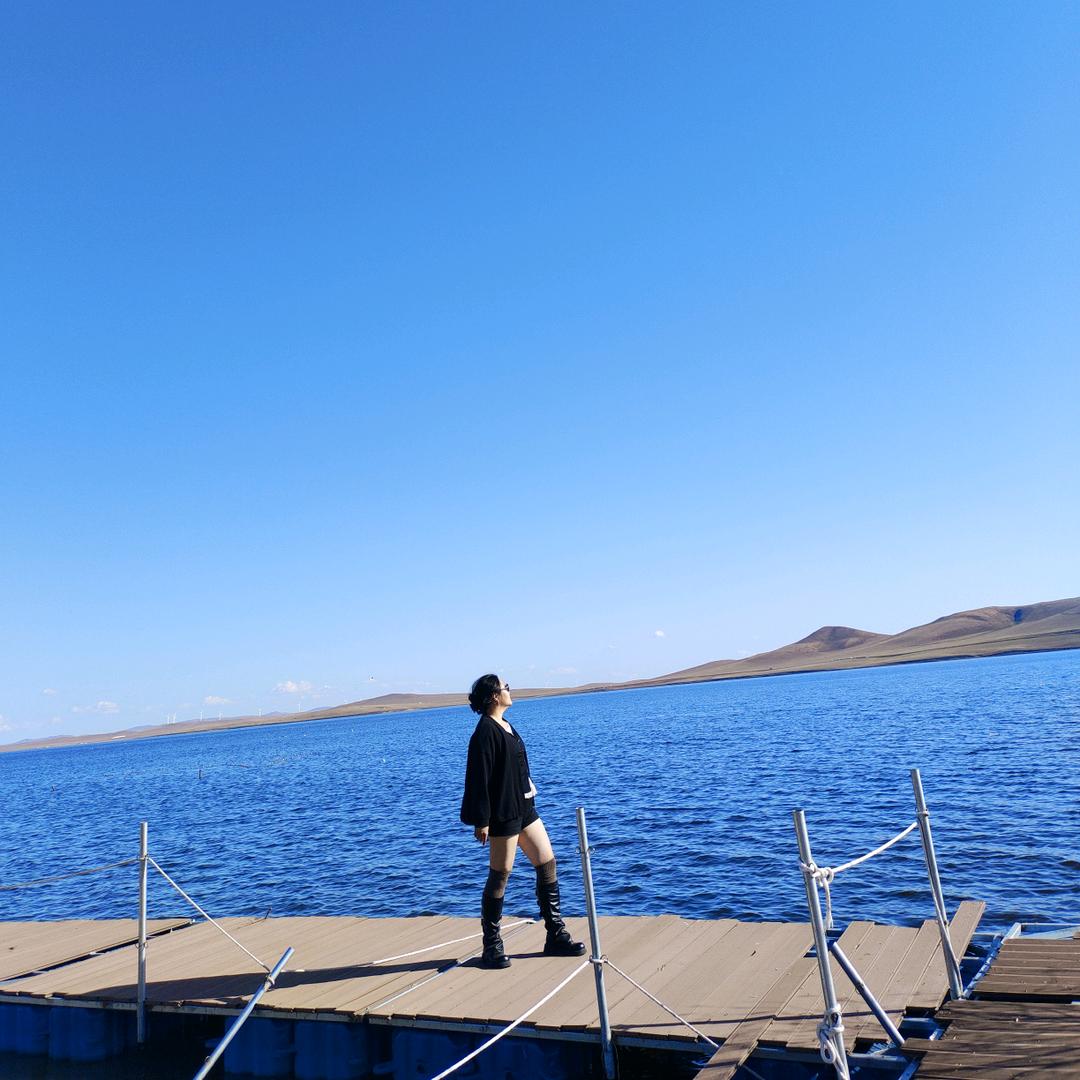 我挽着你的手看日落