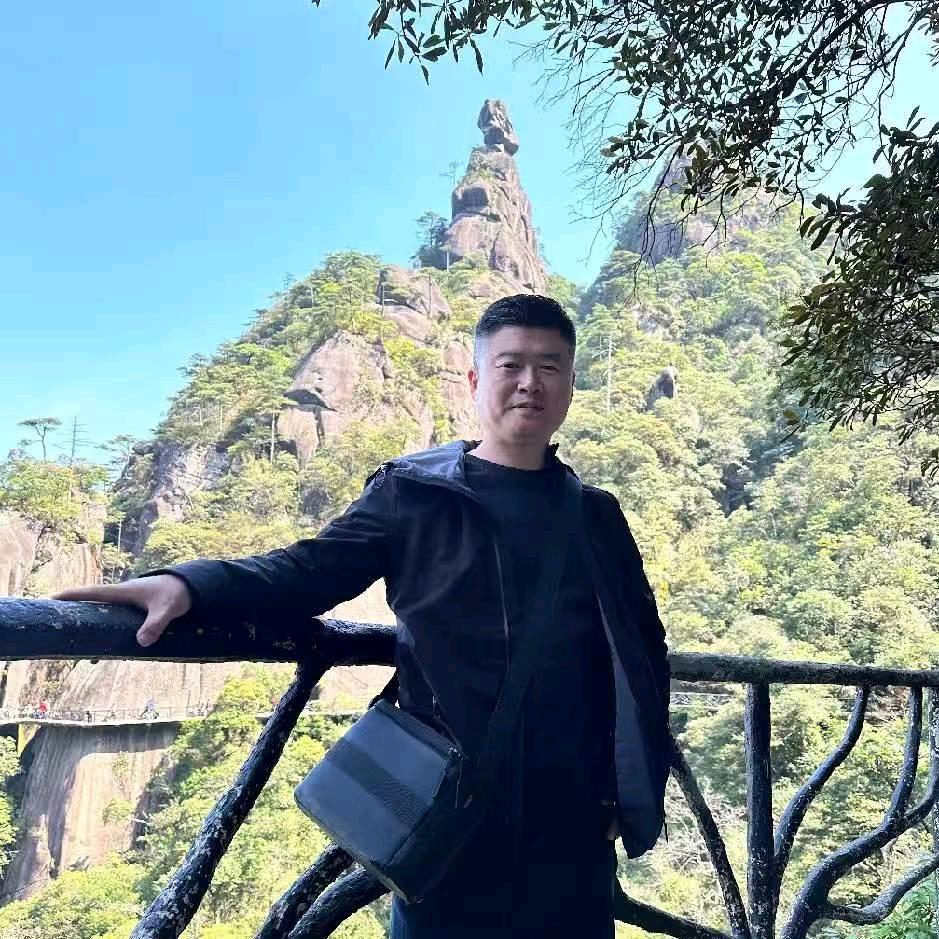 刷油漆的小李哥（防腐油漆）