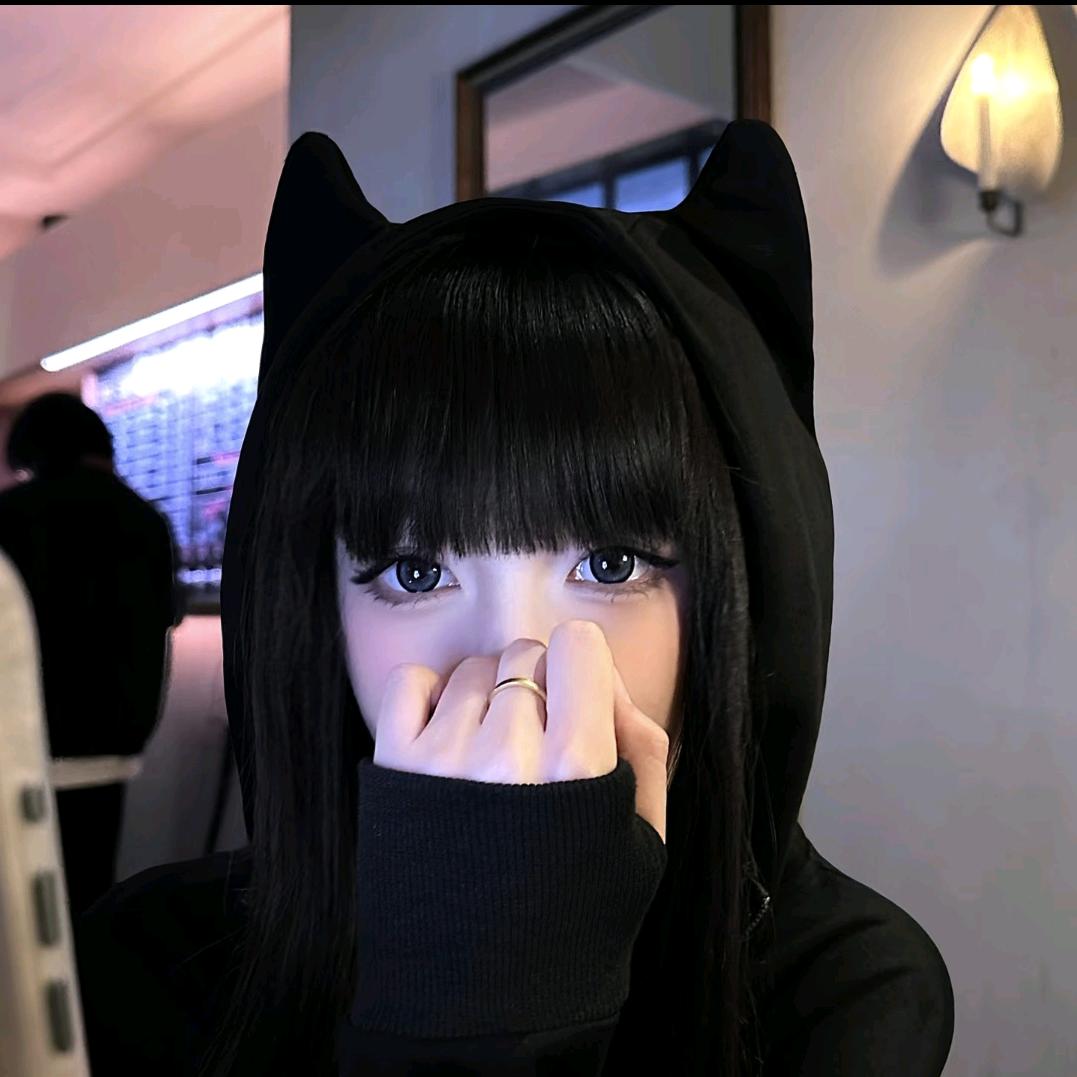 中央戏精学院小杰教授