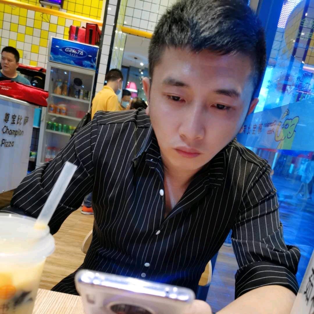 东方毓文