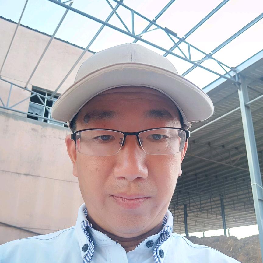 信阳富海钢构搭棚，彩钢瓦翻新