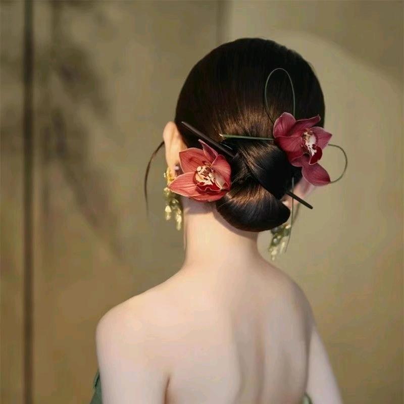 涞源 化妆师小林（壹月工作室）