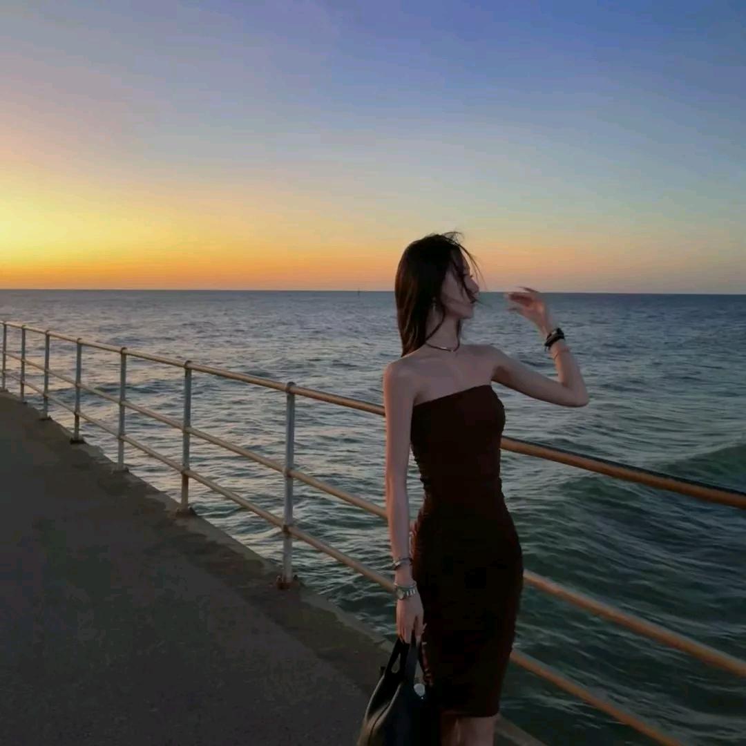 小美/.