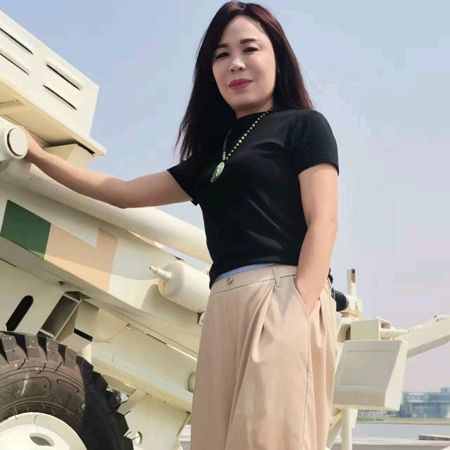 🥂撩❤️👉一姐～～🌹