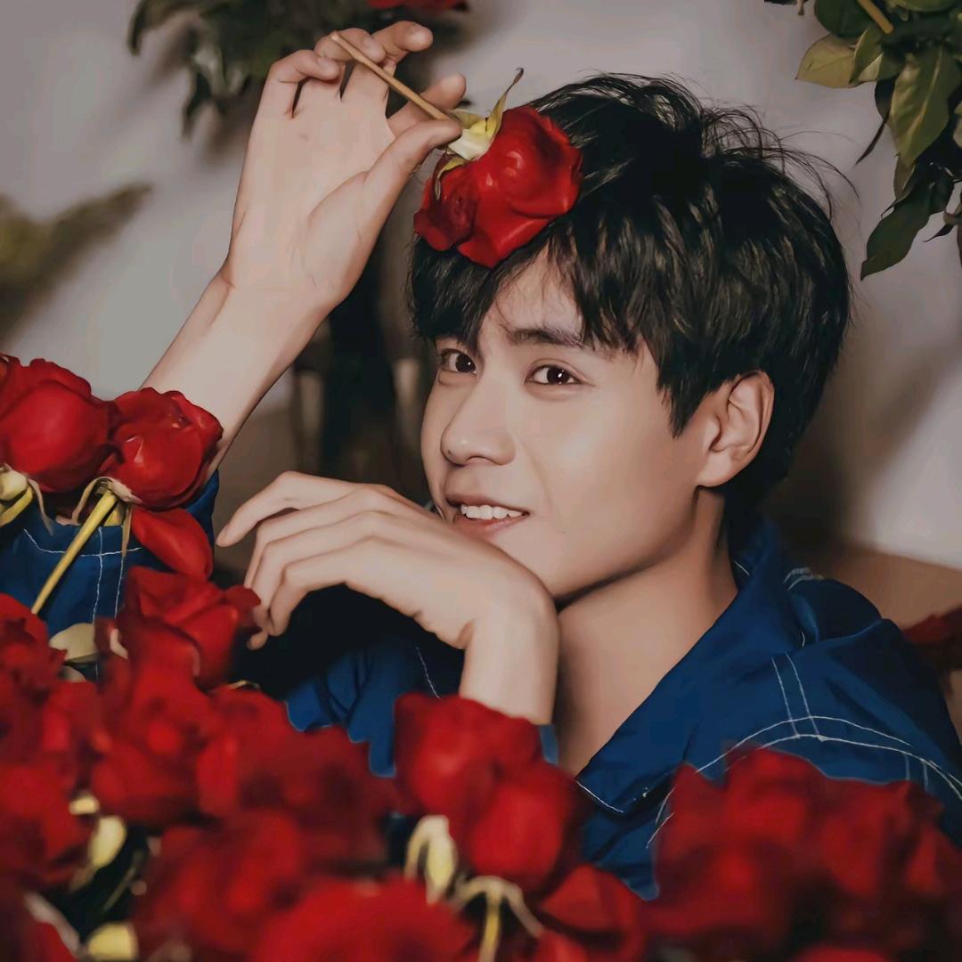 ❤️尖尖上的小人儿