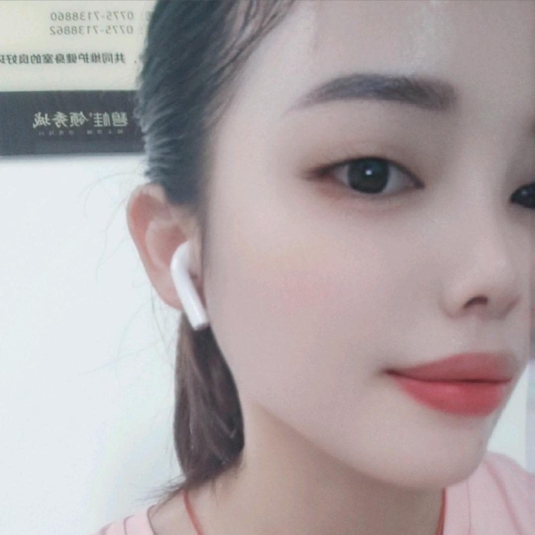 @兜兜有糖🍭小口口