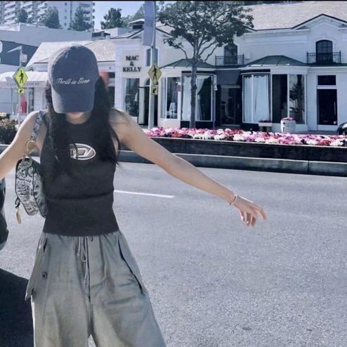 卖女孩的小火柴🔥