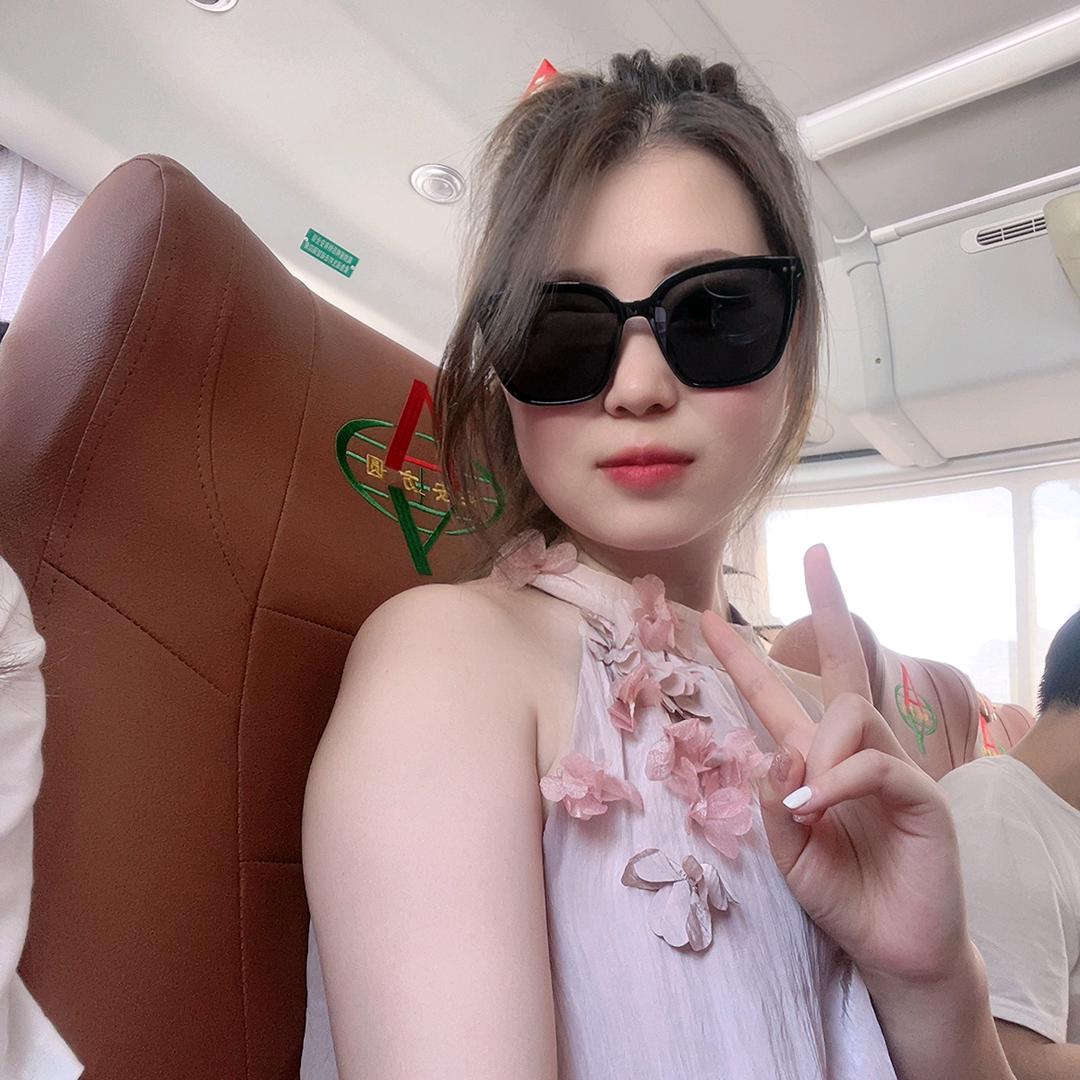 软甜暴力妹. z Z