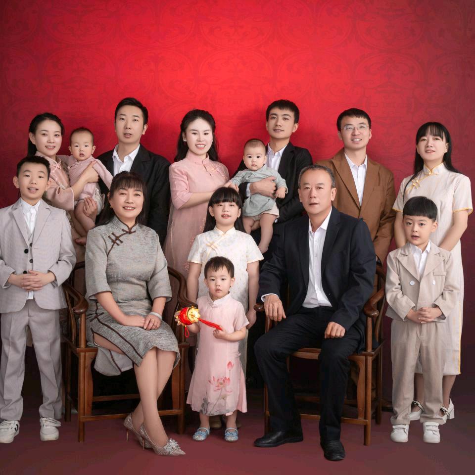 女人幸福不幸福就看笑容。
