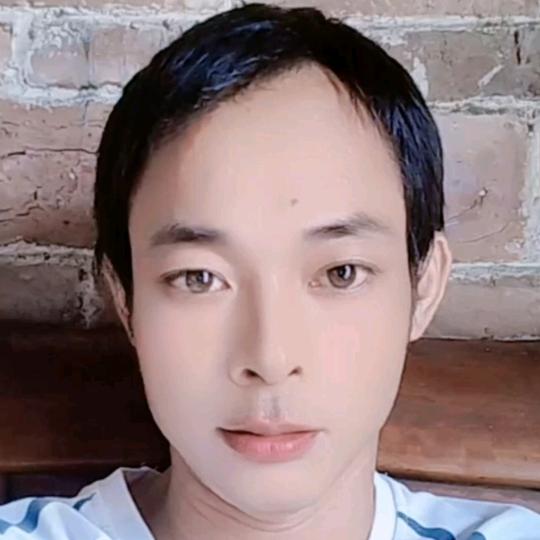 德庆 (小  何  )