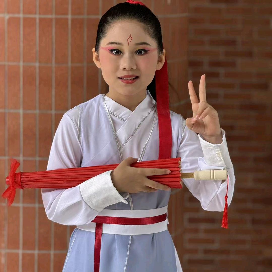 开心每一天(˵¯͒〰¯͒˵)