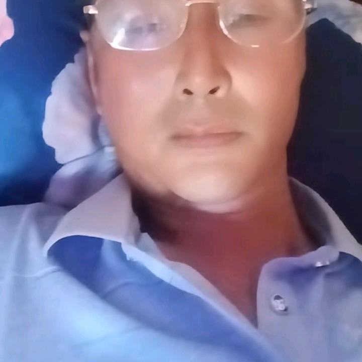薄情的世界，深情的活着