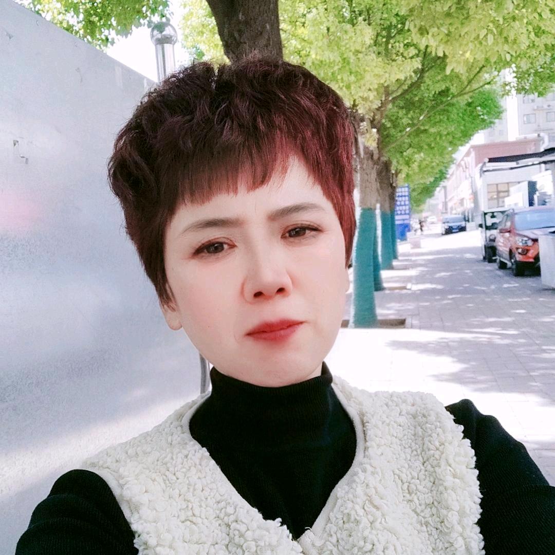 河洛姐宸宸奶奶每晚八点半点间价进