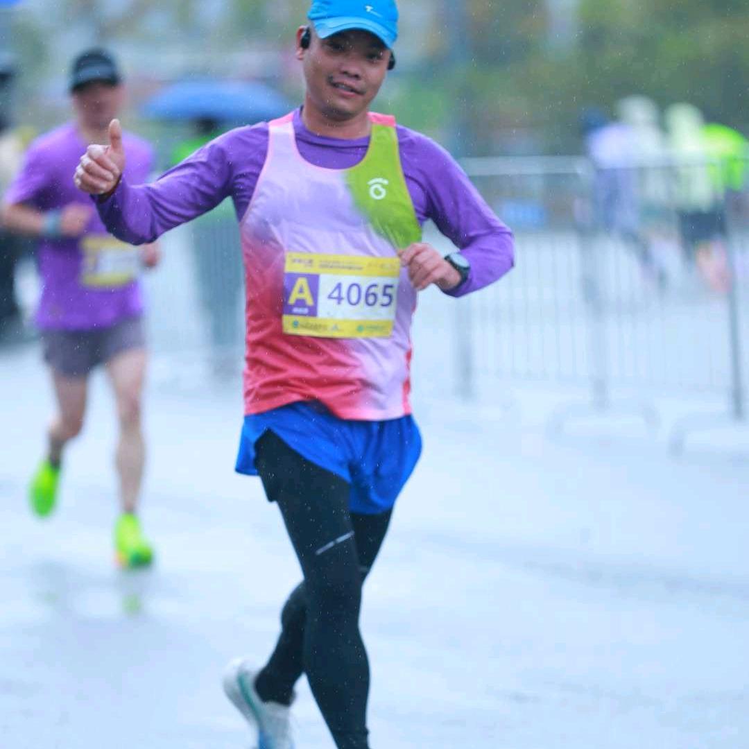 人到老自然嗨🧞‍♂️🇨🇳爱跑步者
