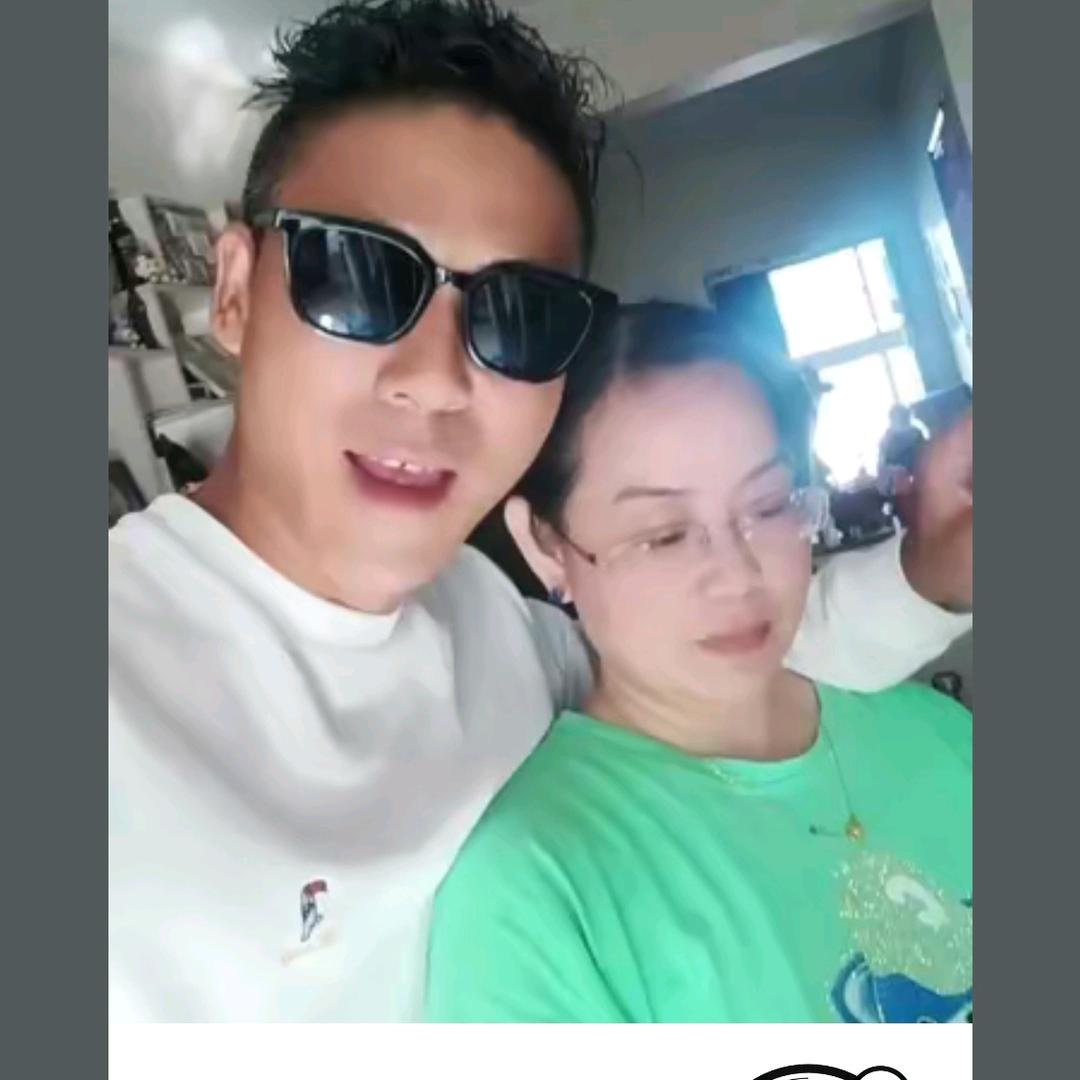 阿伟