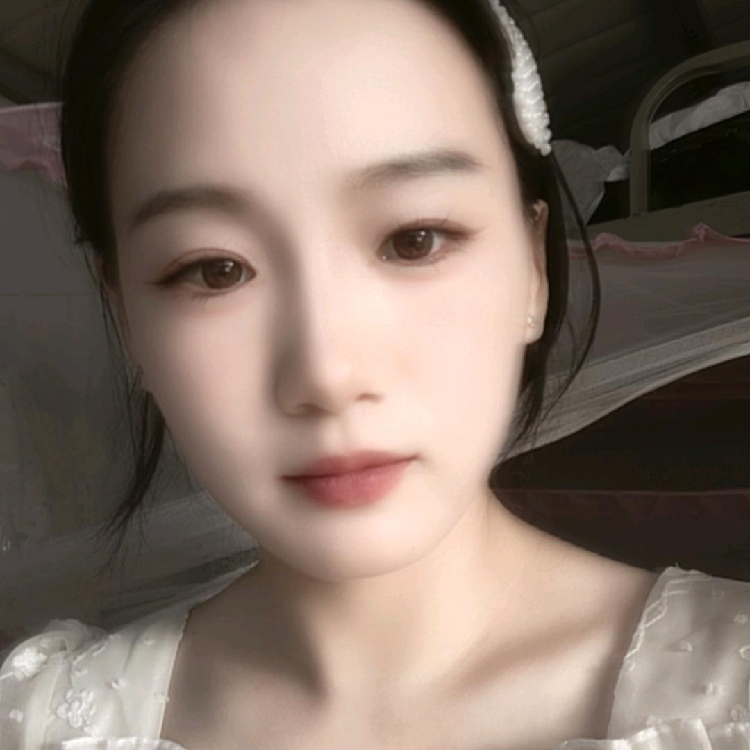 卖捣蛋的小女孩
