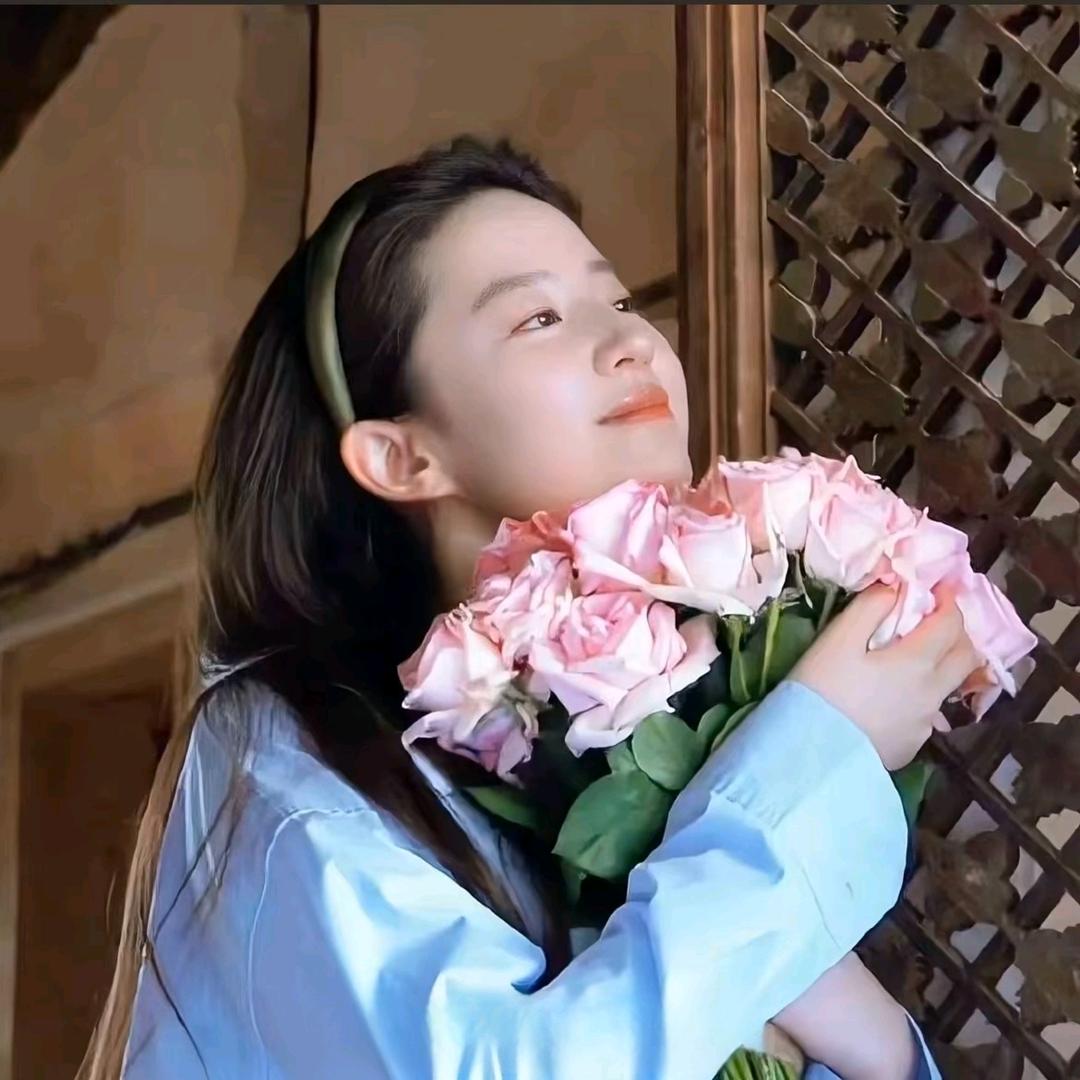开心💕