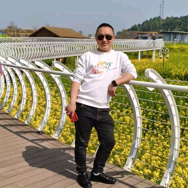 爱你的我