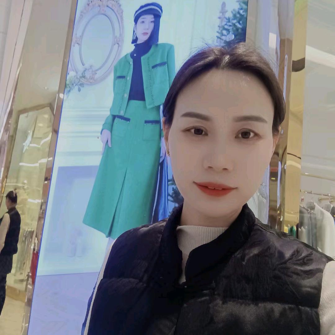 卡度尼男装珠珠