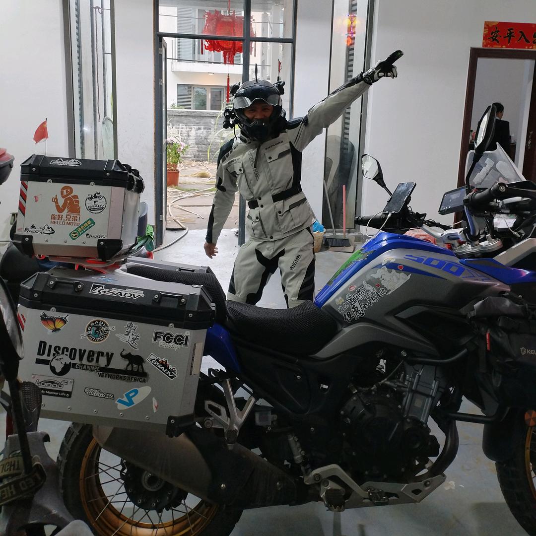 （缺氧的爱情）凯越500✘机车