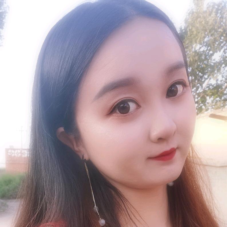 赤壁女锁匠开换锁.开汽车锁.匹配汽车