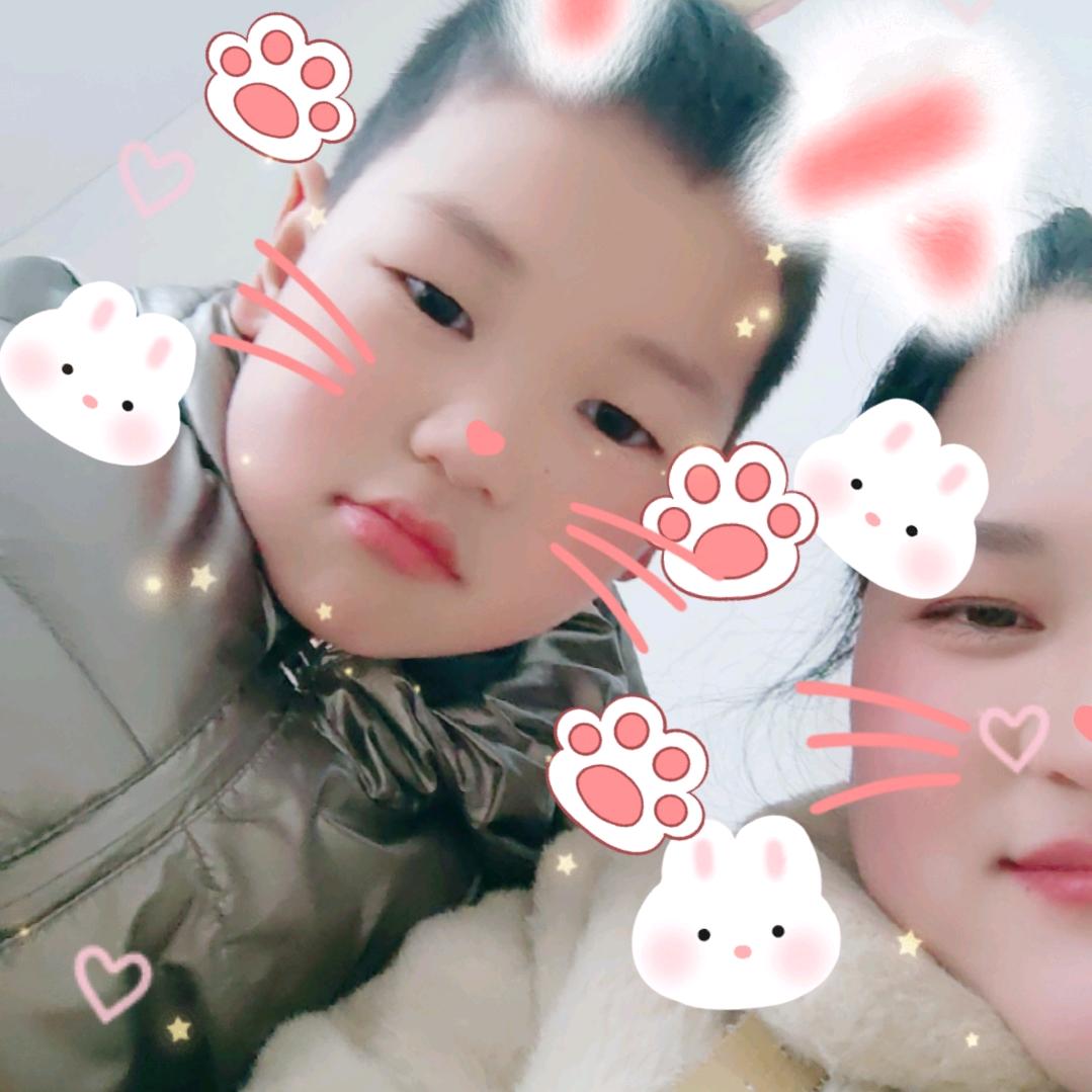 看这两个小帅哥？⭐⭐⭐⭐⭐