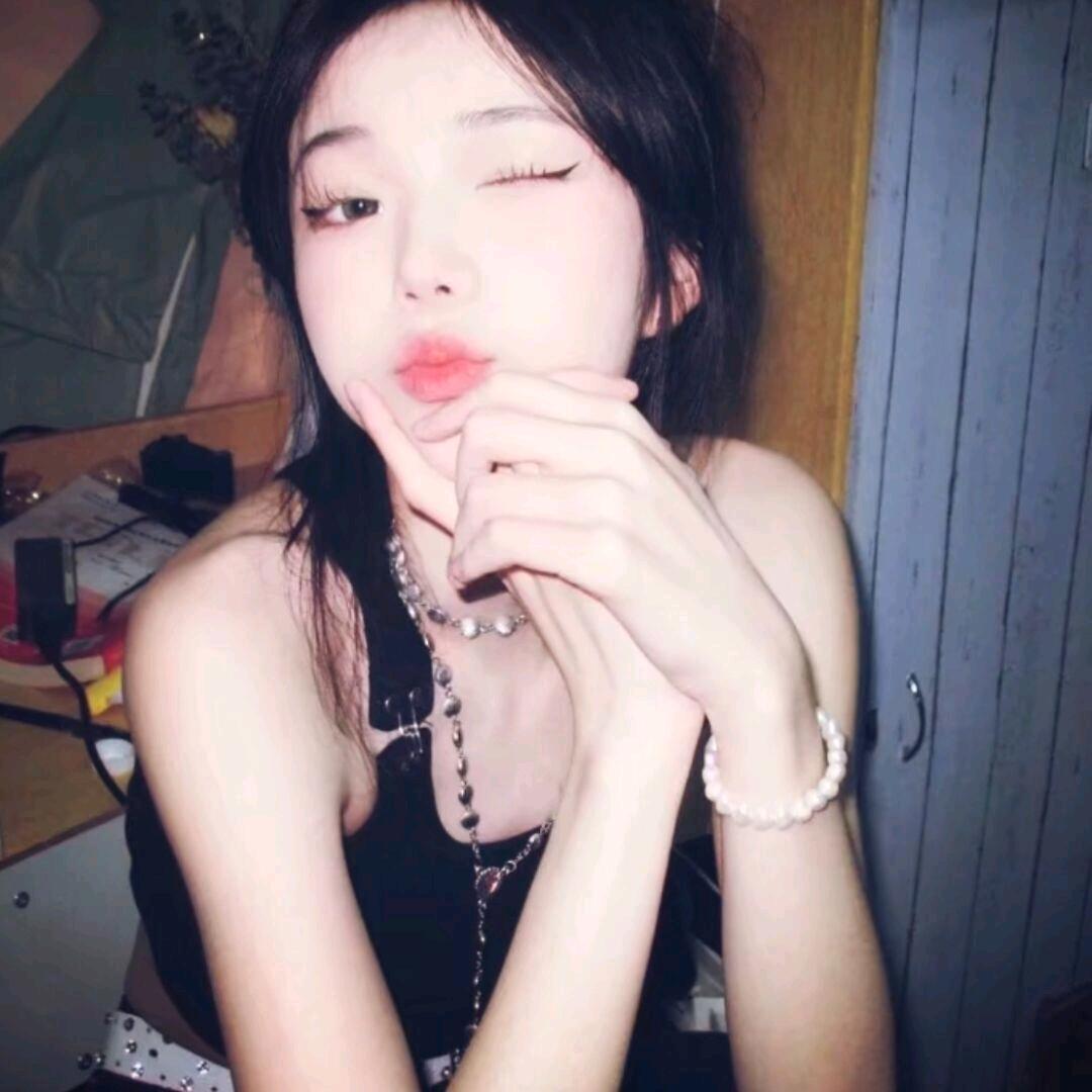 𝙕𝙃𝙊𝙐也（代✂️📷）