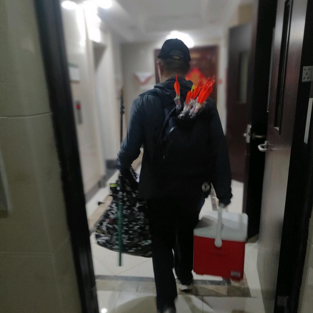 爱钓鱼的顾哥专业远投滑漂装备