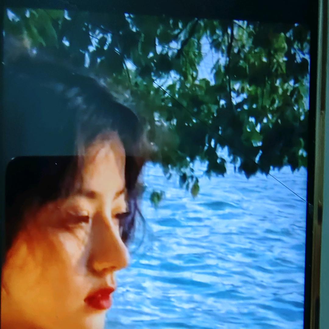 没人疼（一个人努力挣钱养孩子）