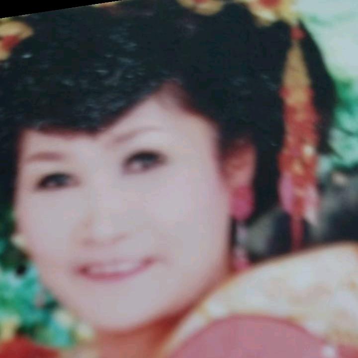 英姐。